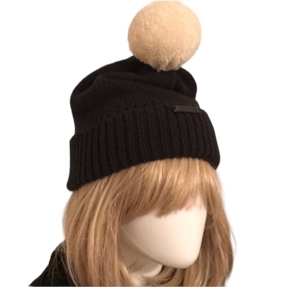Coach black hat & scarf set with beige pom-poms. EUC. - Picture 2 of 6